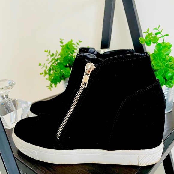 Brash Shoes - 🖤Brash Brand Wedges